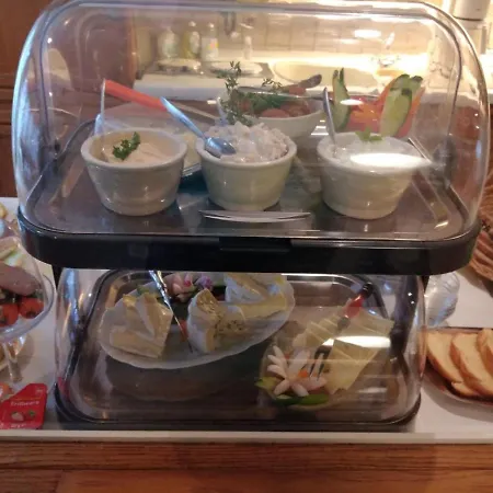Nocleg ze śniadaniem Gaestehaus Luise 3*